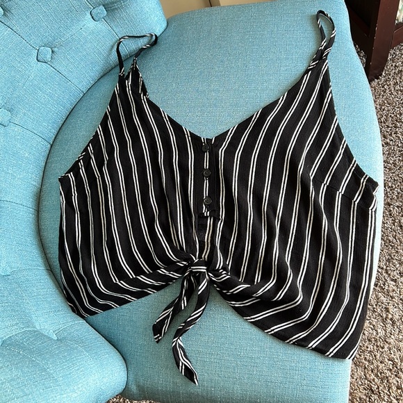 Tank top - Picture 2 of 5